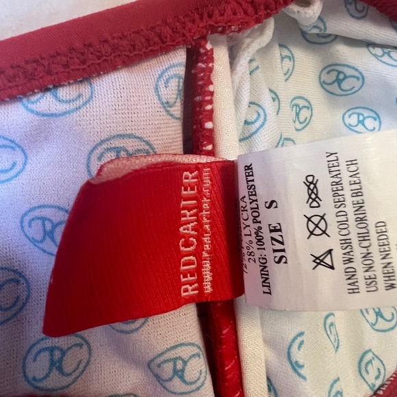 Red Carter bikini - Picture 5 of 9